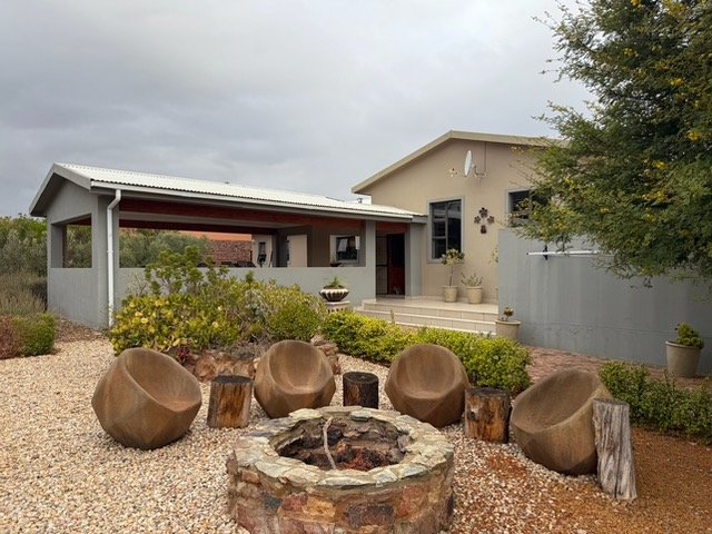 3 Bedroom Property for Sale in Ladismith Western Cape